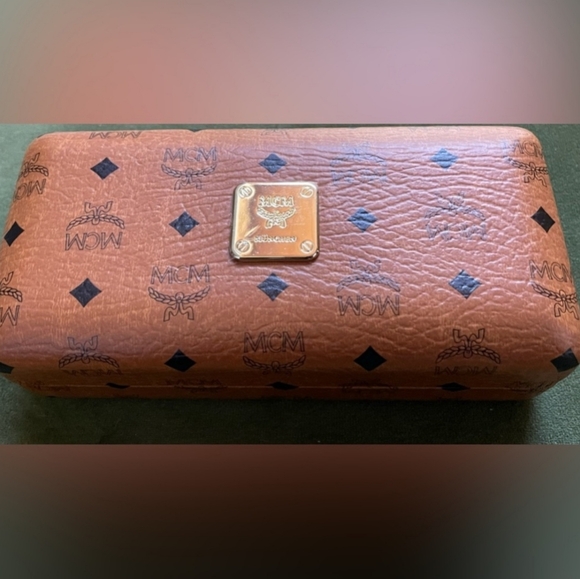 NEW MCM 57mm Round Sunglasses BNWT - Picture 7 of 7